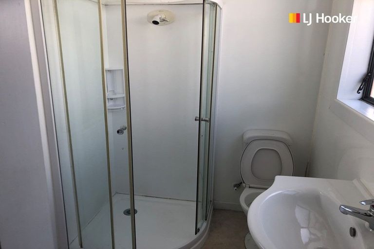 Photo of property in 57 Royal Crescent, Saint Kilda, Dunedin, 9012