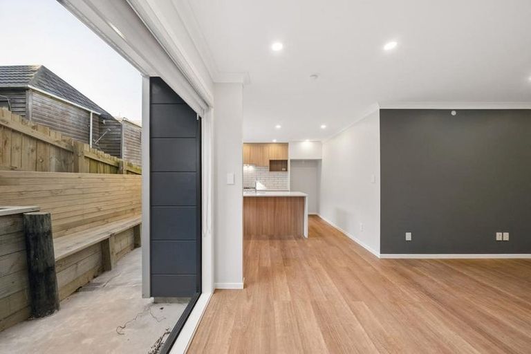 Photo of property in 44e Phillip Street, Johnsonville, Wellington, 6037