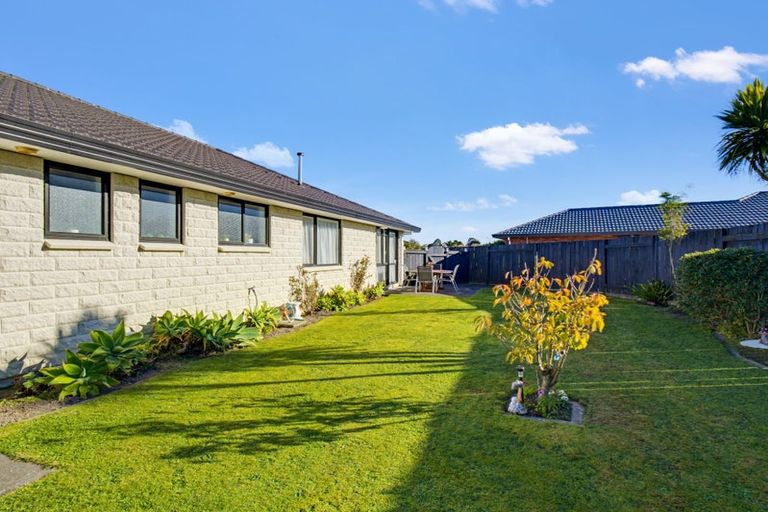 Photo of property in 47 Meridian Grove, Kelvin Grove, Palmerston North, 4414