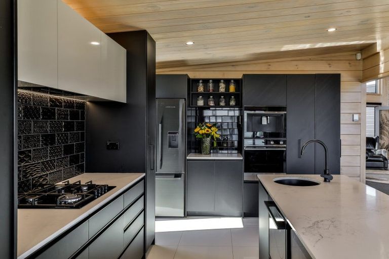 Photo of property in 32 Collingwood Drive, Tikitere, Rotorua, 3074