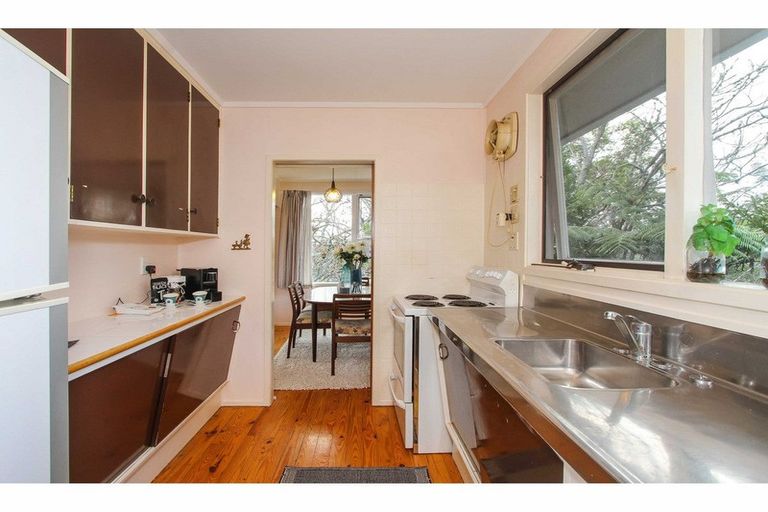 Photo of property in 15 Bishopgate Street, Birkdale, Auckland, 0626