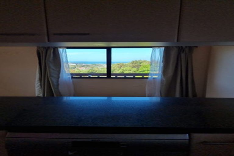Photo of property in 3 Malters Place, Browns Bay, Auckland, 0630