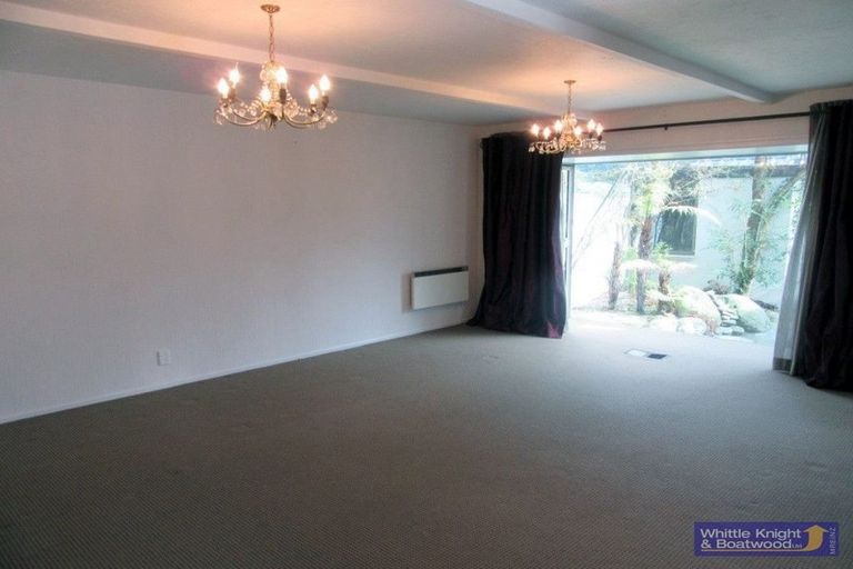 Photo of property in 10 Chevron Place, Ilam, Christchurch, 8041