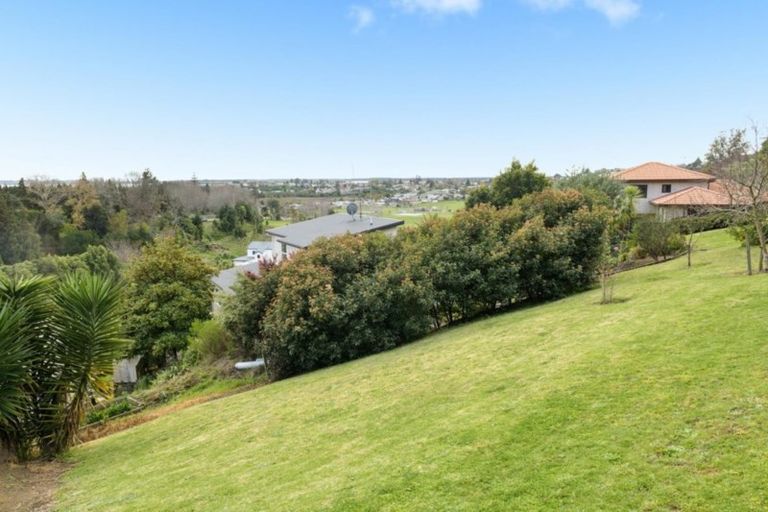 Photo of property in 64 Little John Drive, Bellevue, Tauranga, 3110