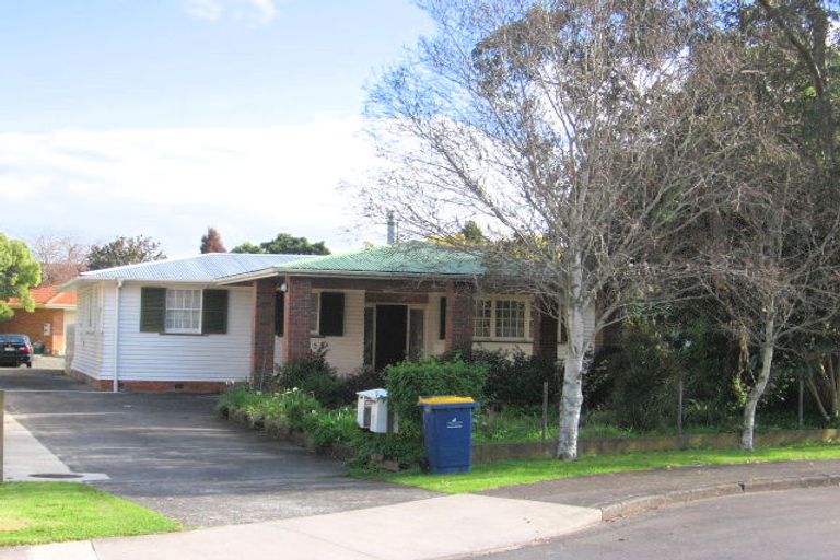 Photo of property in 6 Barberry Lane, Te Atatu Peninsula, Auckland, 0610