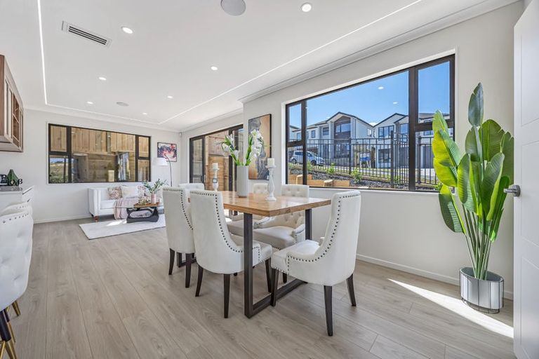 Photo of property in 31 Hauhake Road, Flat Bush, Auckland, 2019
