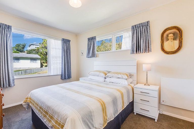 Photo of property in 78 Chester Road, Tawa, Wellington, 5028