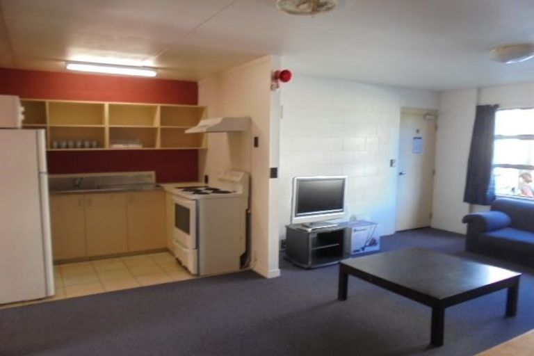 Photo of property in Te Awhina Apartments, 18/22u Sussex Street, Mount Cook, Wellington, 6021