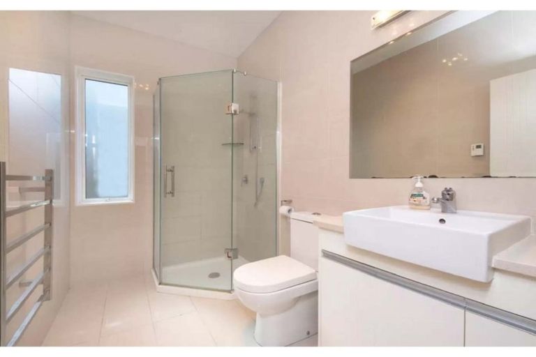 Photo of property in 24 Castlederg Drive, Flat Bush, Auckland, 2019