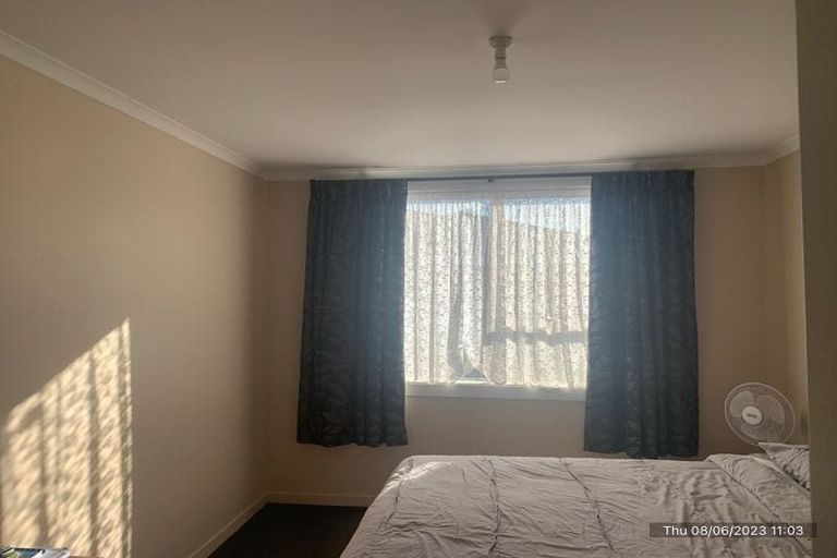 Photo of property in 94 Queen Street, Westport, 7825