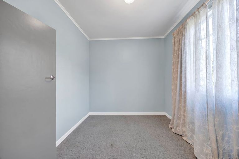 Photo of property in 63 Gladstone Street, Hawera, 4610
