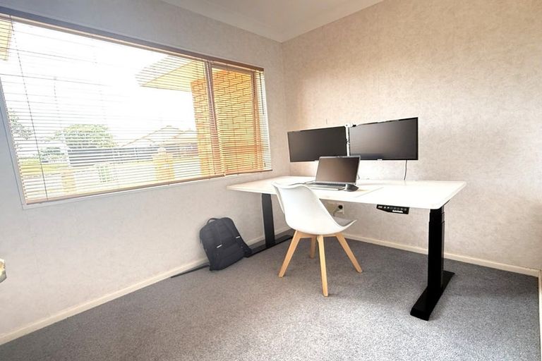 Photo of property in 9 Westerham Drive, Dannemora, Auckland, 2016