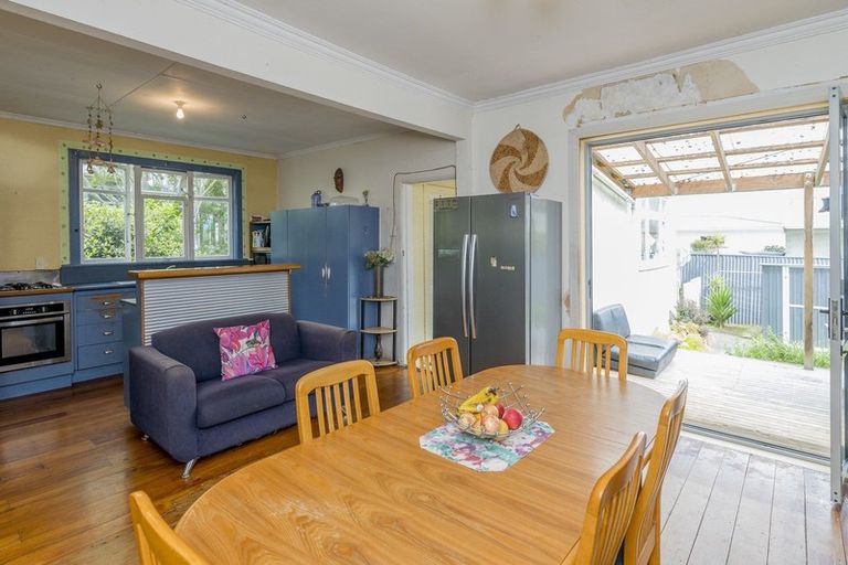 Photo of property in 27 Salisbury Street, Levin, 5510