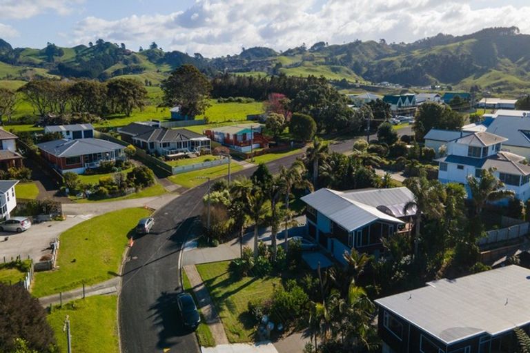 Photo of property in 37 The Crescent, Waihi Beach, 3611