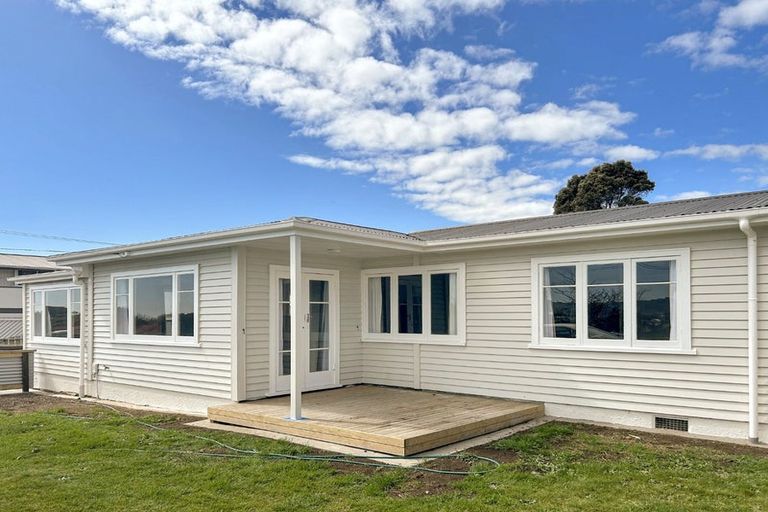 Photo of property in 16 No 1 Road, Te Puke, 3119