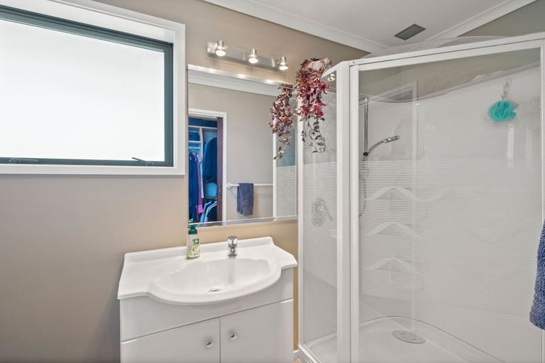 Photo of property in 8 Orkney Street, Waikiwi, Invercargill, 9810