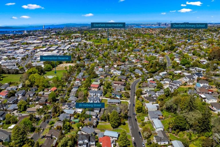 Photo of property in 20 Halberg Street, Glenfield, Auckland, 0629