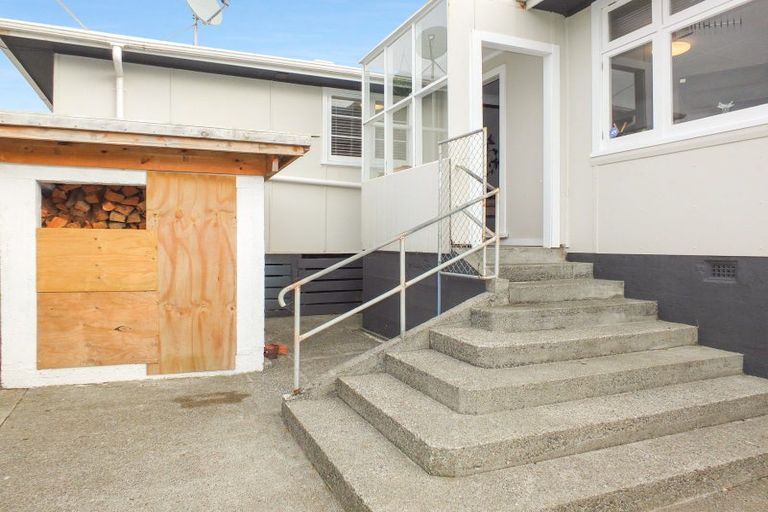 Photo of property in 15 Andrews Street, Foxton Beach, Foxton, 4815