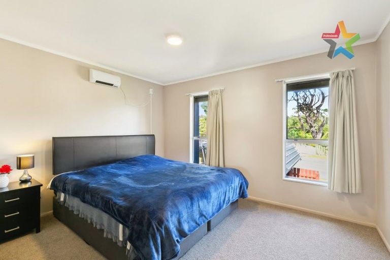 Photo of property in 70 Cunliffe Street, Churton Park, Wellington, 6037