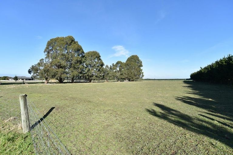 Photo of property in 77 Bridge Road, Fernside, Rangiora, 7475