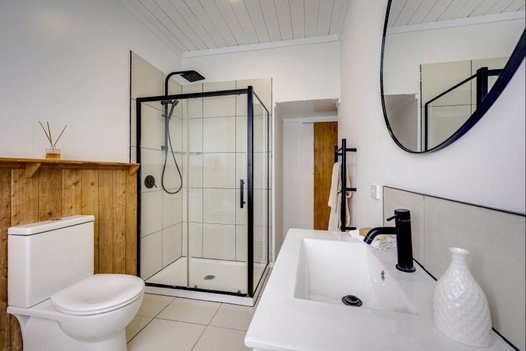 Photo of property in 1213 Caroline Road, Mayfair, Hastings, 4122