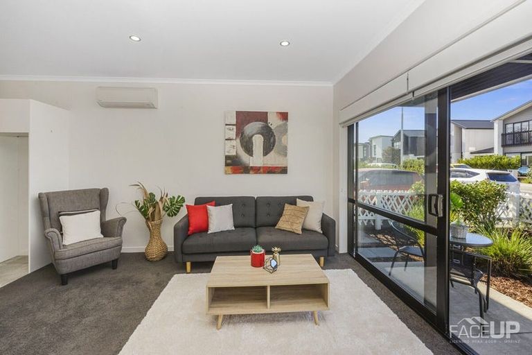 Photo of property in 8 Grey Warbler Road, Hobsonville, Auckland, 0616