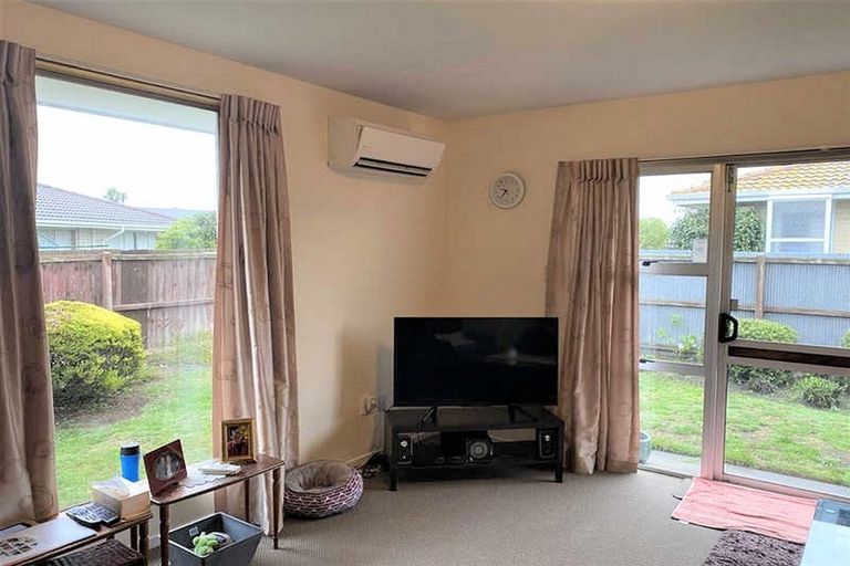 Photo of property in 2/510 Linwood Avenue, Woolston, Christchurch, 8062