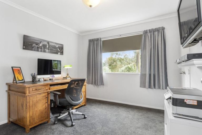 Photo of property in 52 Little John Drive, Bellevue, Tauranga, 3110