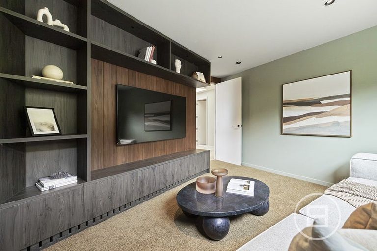 Photo of property in 86 Middleton Road, Queenstown Hill, Queenstown, 9300