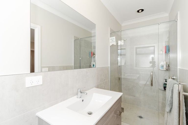 Photo of property in 61a Avondale Road, Taradale, Napier, 4112