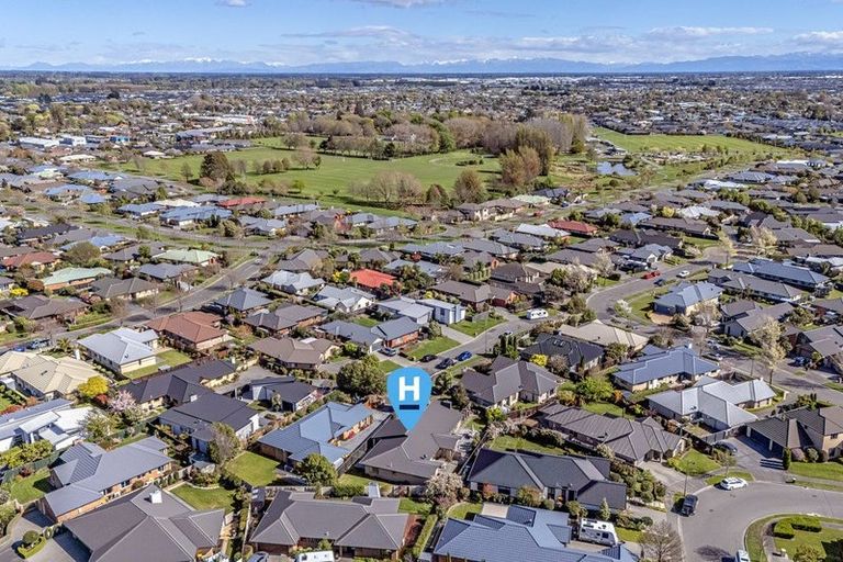 Photo of property in 7 Shield Place, Halswell, Christchurch, 8025