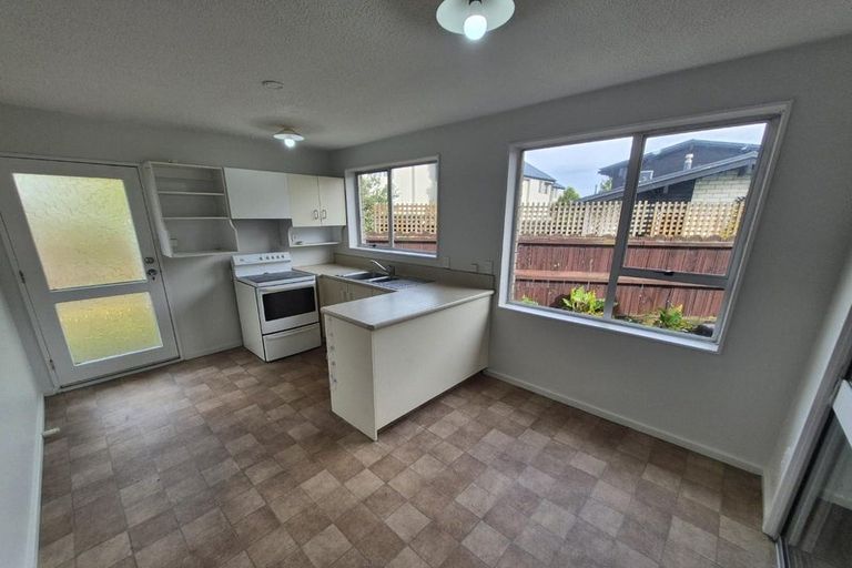 Photo of property in 1/6 Bowman Place, Sockburn, Christchurch, 8042