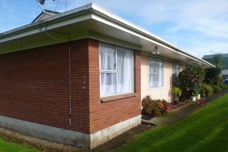 Photo of property in 3/18 Pratt Street, Papakura, 2110