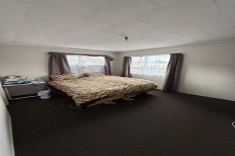 Photo of property in 6 Forglen Place, Tawa, Wellington, 5028
