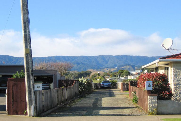 Photo of property in 1/36 Te Rauparaha Street, Otaki, 5512