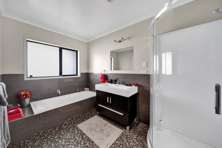 Photo of property in 11 Biron Place, Stratford, 4332