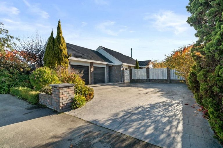 Photo of property in 15 Arkwright Place, Halswell, Christchurch, 8025