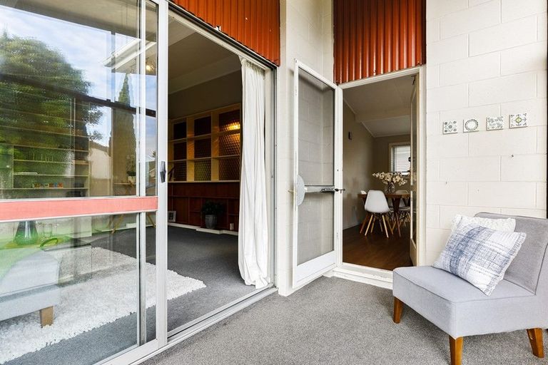 Photo of property in 23 Highsted Road, Bishopdale, Christchurch, 8053