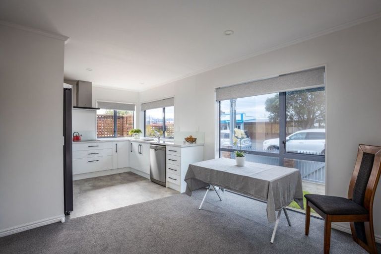Photo of property in 4/49 Sackville Street, Fitzroy, New Plymouth, 4312