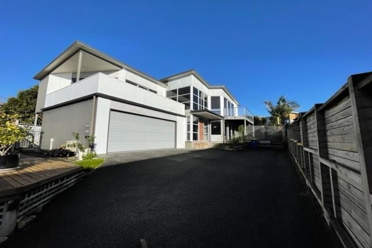 Photo of property in 348 Beach Road, Mairangi Bay, Auckland, 0630