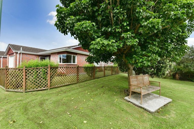 Photo of property in 26 The Grove, Red Beach, 0932