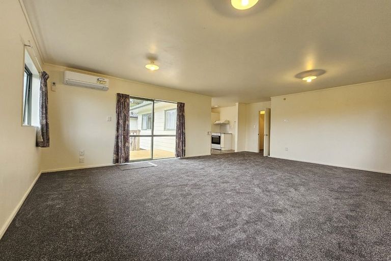 Photo of property in 25a Metcalfe Road, Ranui, Auckland, 0612