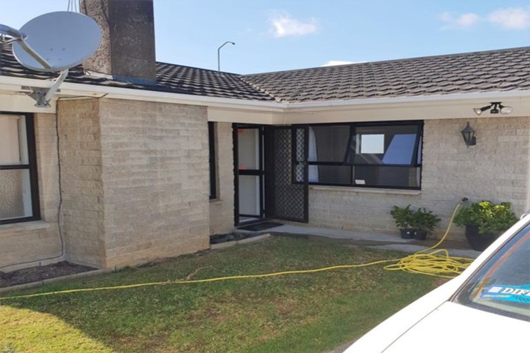 Photo of property in 1/28 Hall Street, Pukekohe, 2120
