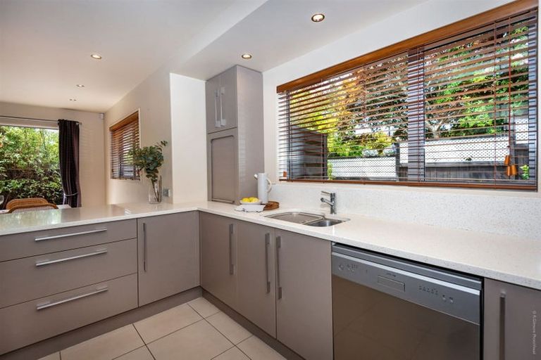 Photo of property in 4 Pembridge Lane, Westmorland, Christchurch, 8025