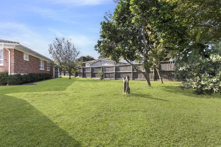 Photo of property in 20 Halberg Street, Papakura, 2110