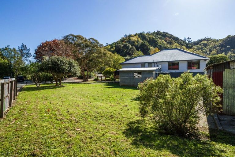 Photo of property in 1 Clouston Terrace, Maitai, Nelson, 7010