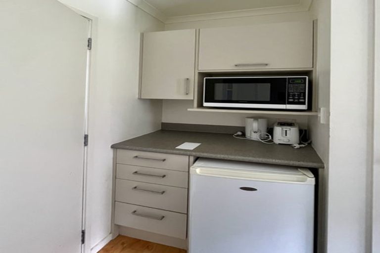 Photo of property in 2/54 May Street, Hamilton East, Hamilton, 3216