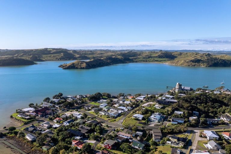 Photo of property in 41b Wallis Street, Raglan, 3225
