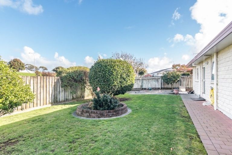 Photo of property in 19 Sunburst Court, Paraparaumu Beach, Paraparaumu, 5032