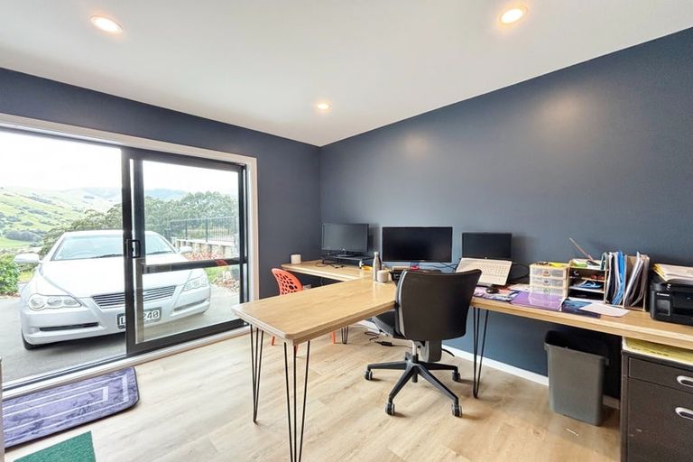 Photo of property in 19 Totara Drive, Duvauchelle, 7581